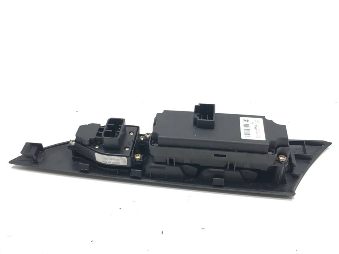 Блок кнопок склопідйомників Mazda 3 03123000BP4L66350 — фото деталі 2
