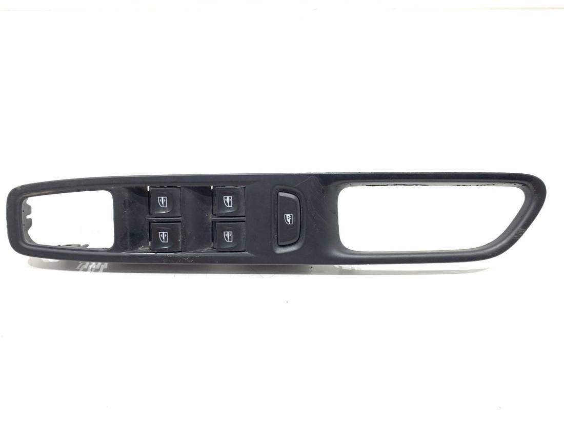 Блок кнопок стеклоподъемников Renault Captur 254118722R