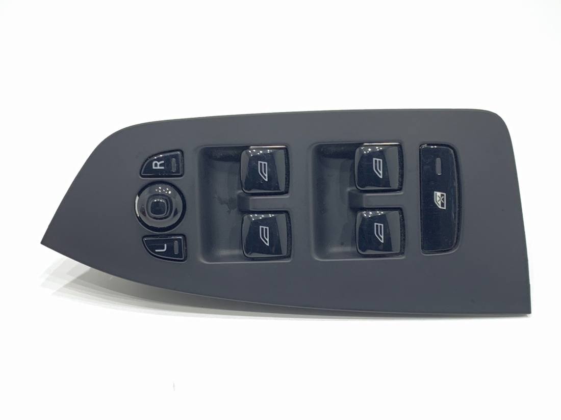 Блок кнопок склопідйомників Volvo V90 31433926