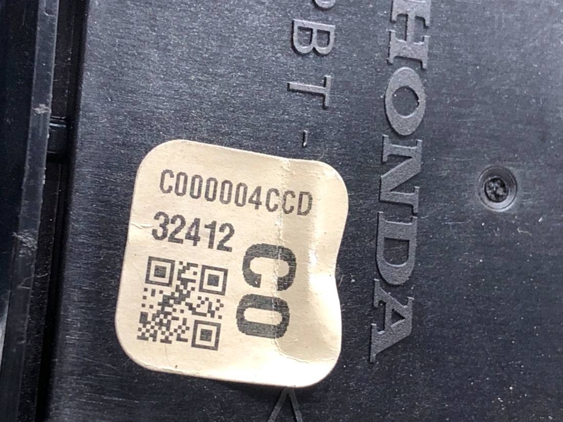 Блок кнопок склопідйомників Honda CR-V M64590 — фото деталі 5