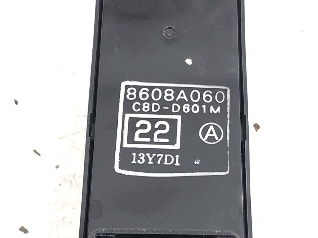 Блок кнопок стеклоподъемников Peugeot 4007 8608A060 — фото детали 5