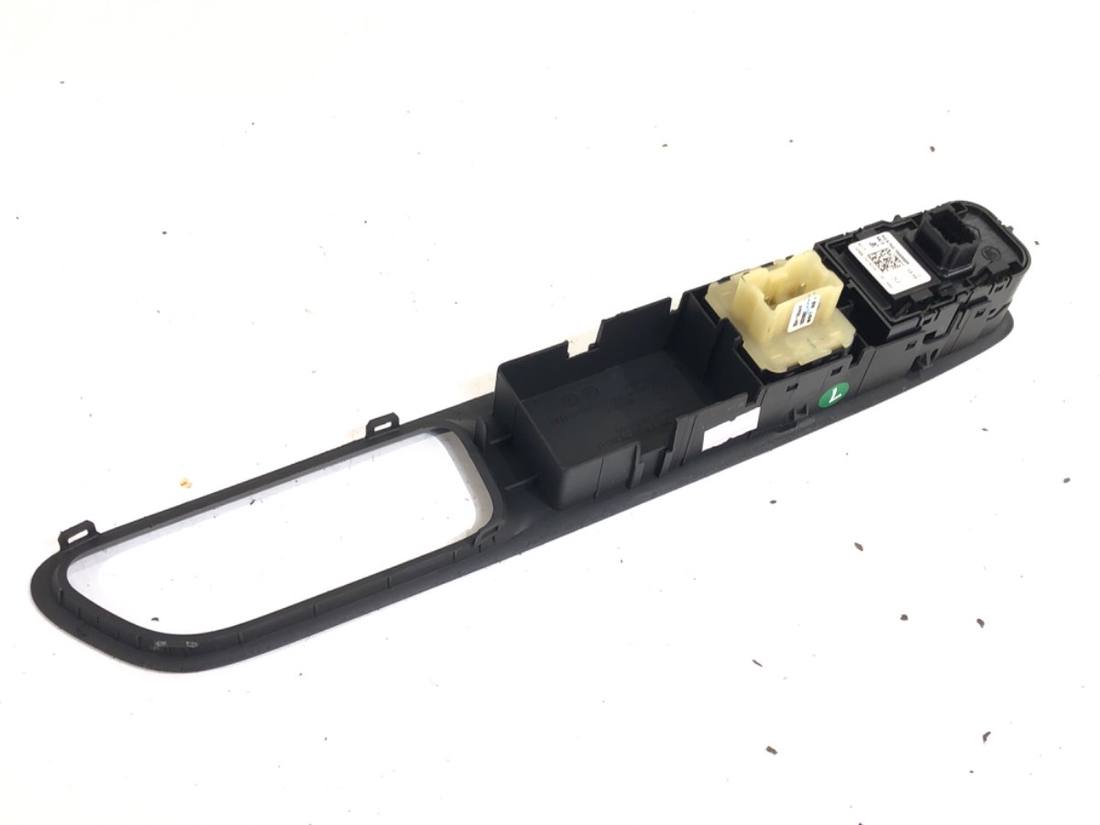 Блок кнопок стеклоподъемников Renault Clio 255700068R — фото детали 2