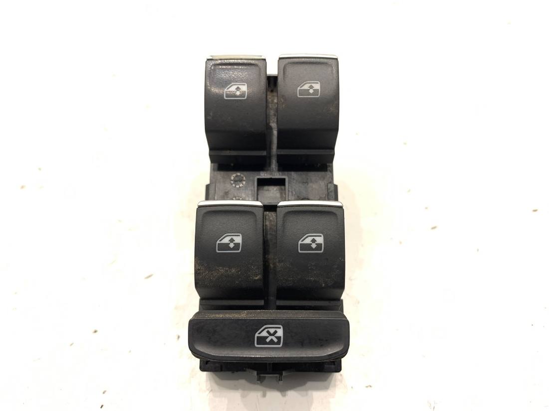 Блок кнопок склопідйомників Volkswagen Passat B8 5G0959857E