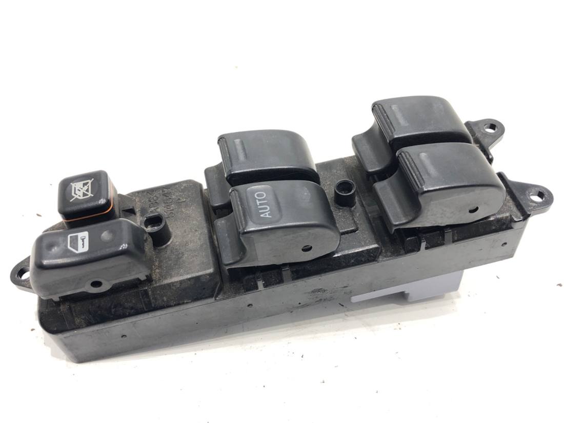 Блок кнопок склопідйомників Toyota Prius 84820-47021 — фото деталі 2