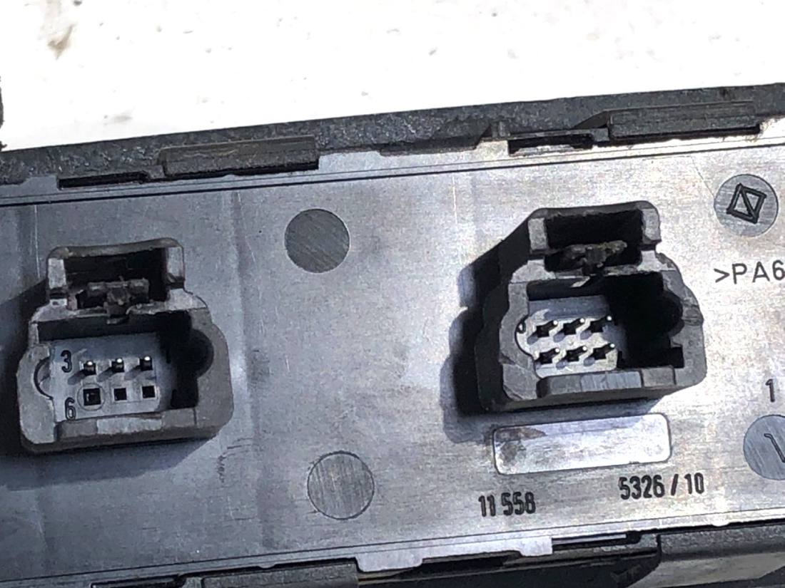 Блок кнопок стеклоподъемников Citroen C8 14996390XT — фото детали 5