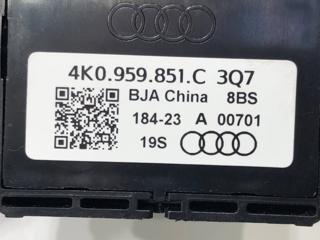 Блок кнопок склопідйомників Audi A6 C8 4K0959851C — фото деталі 5