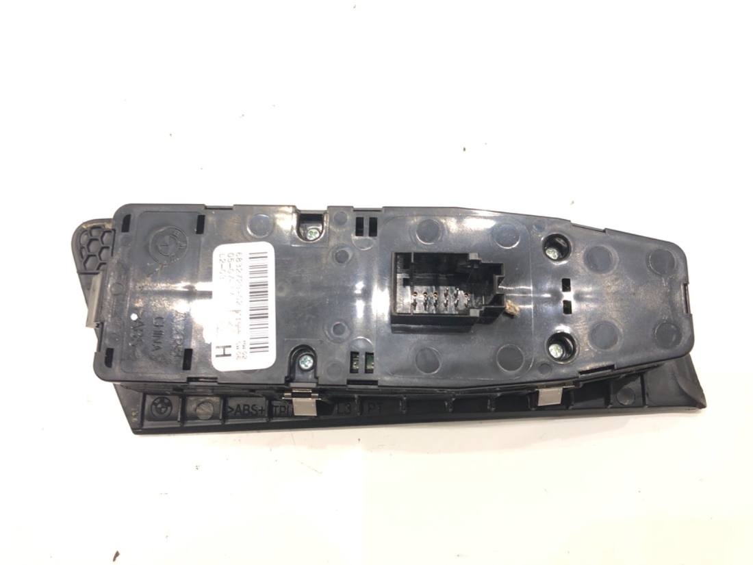 Блок кнопок склопідйомників BMW 5 G30 6832729 — фото деталі 3