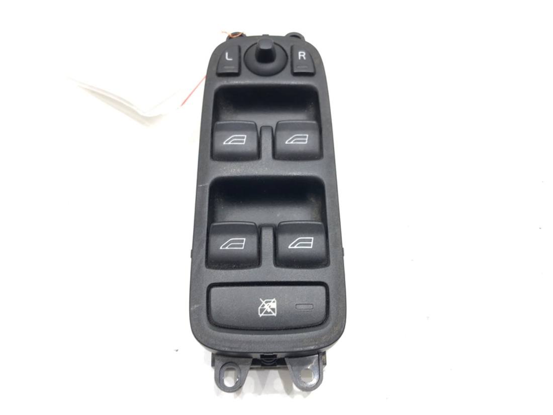 Блок кнопок стеклоподъемников Volvo V50 30795081
