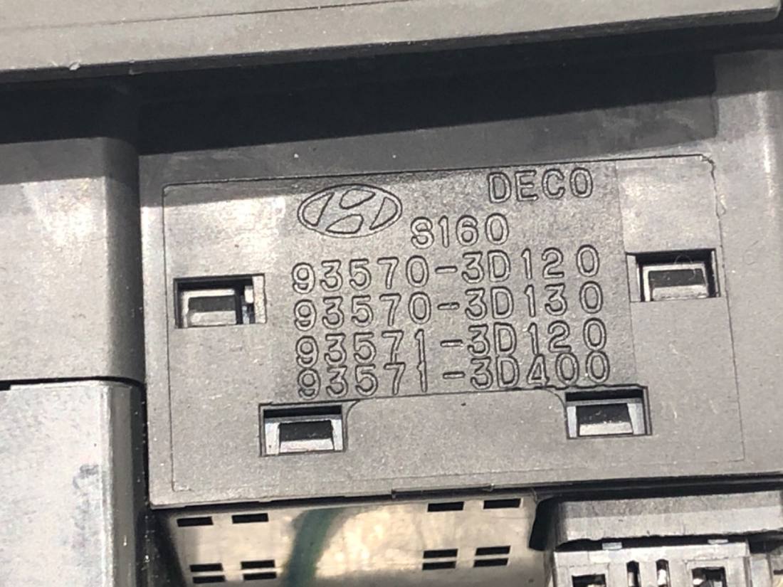 Блок кнопок стеклоподъемников Hyundai Sonata 621W10030 — фото детали 5