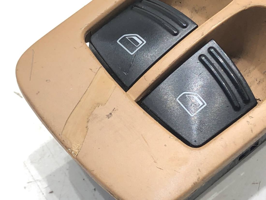 Блок кнопок склопідйомників Porsche Cayenne 7L5959857A — фото деталі 2