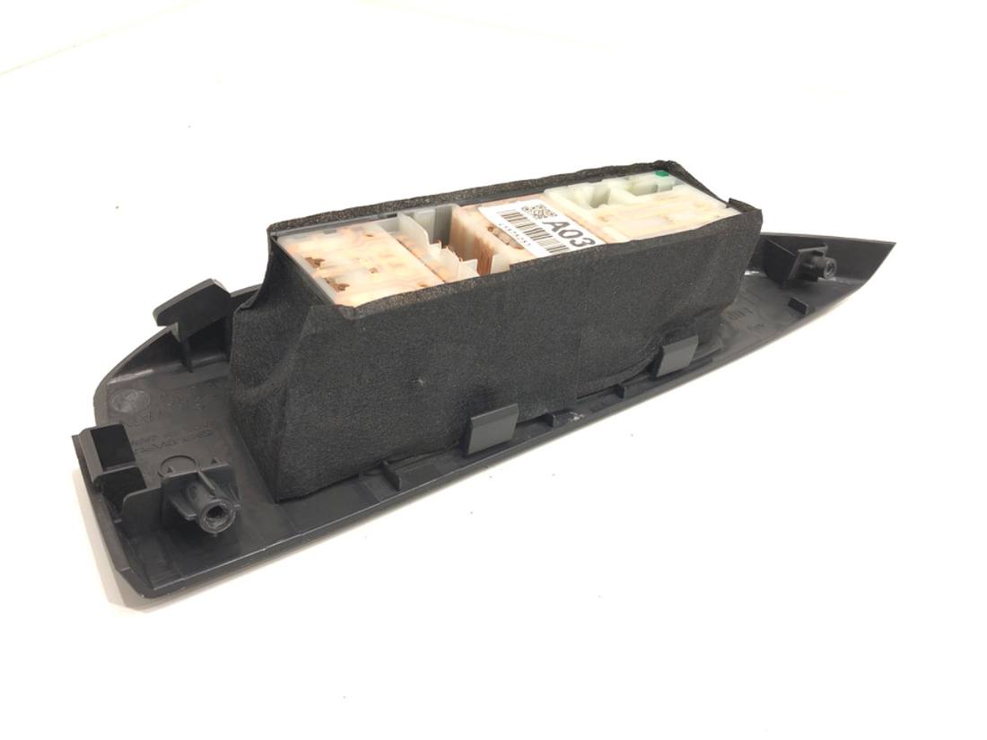 Блок кнопок стеклоподъемников Subaru Legacy A03157525 — фото детали 2