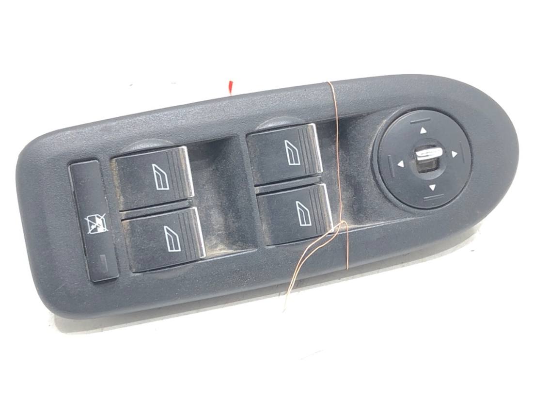 Блок кнопок склопідйомників Ford C-Max 8M5T14A132AC