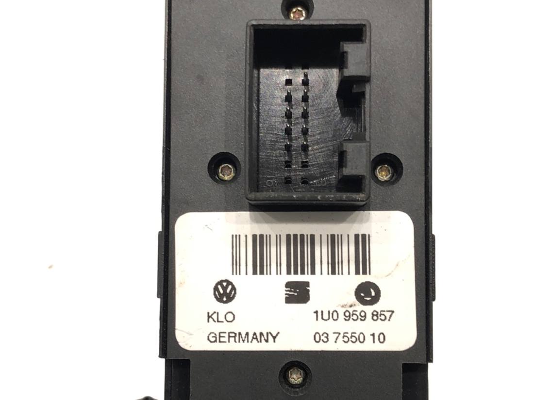 Блок кнопок склопідйомників Volkswagen Bora 1U0959857 — фото деталі 4