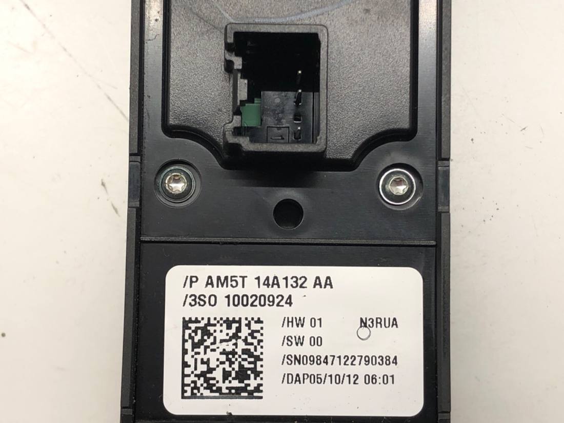 Блок кнопок склопідйомників Ford Focus AM5T-14A132-AA — фото деталі 3