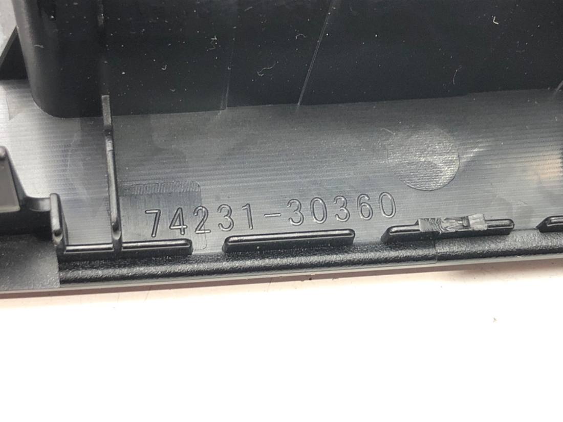 Блок кнопок стеклоподъемников Lexus GS 74231-30360 — фото детали 5