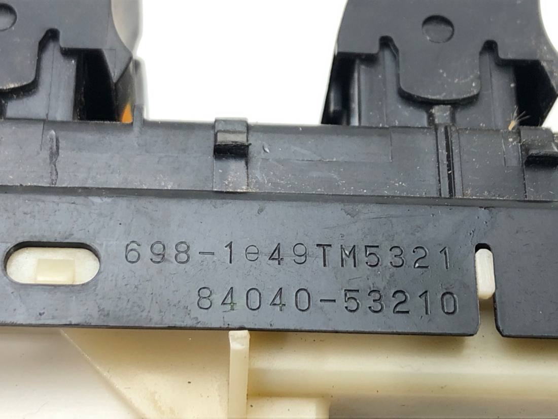 Блок кнопок склопідйомників Lexus GS 84040-53210 — фото деталі 3