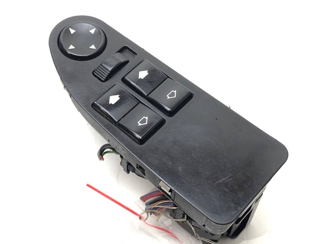 Блок кнопок склопідйомників BMW 5 E39 8368967