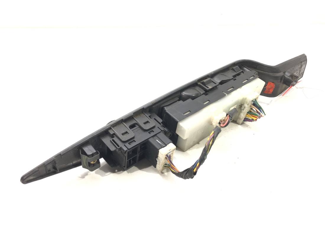 Блок кнопок склопідйомників Nissan Altima 254018J005 — фото деталі 3