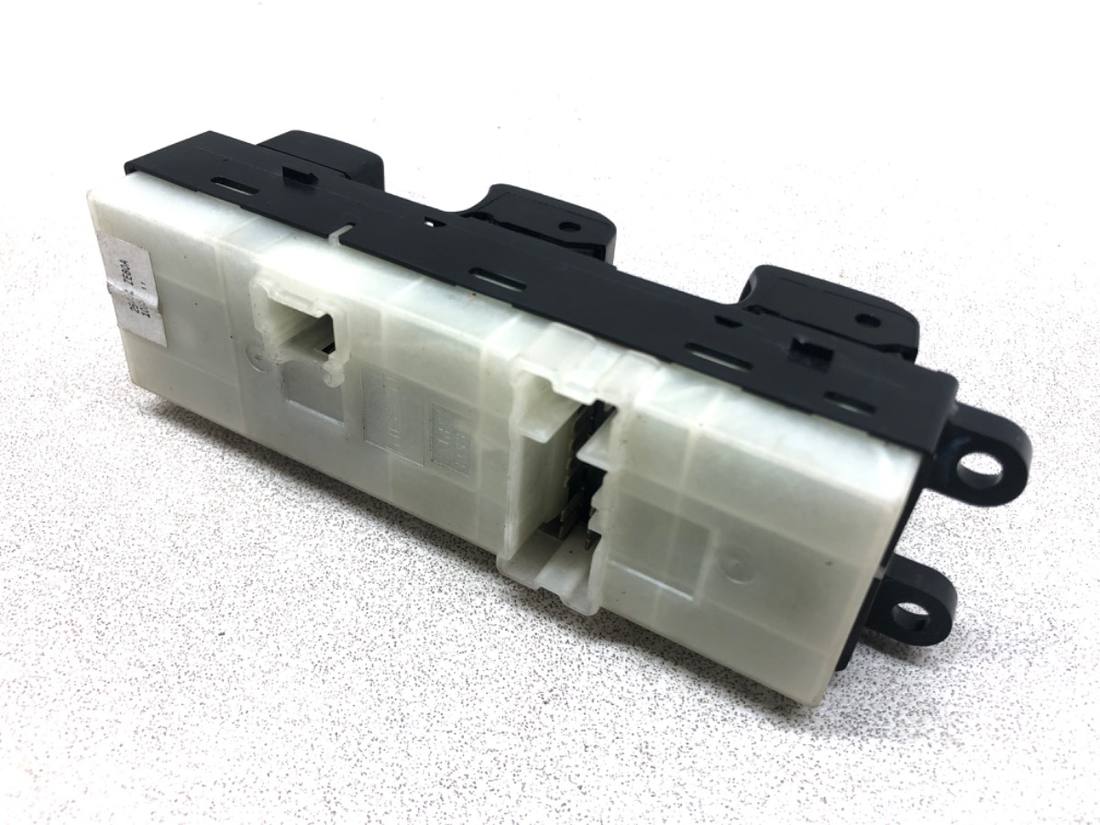 Блок кнопок склопідйомників Nissan Sentra B15 25401ZE80A — фото деталі 2