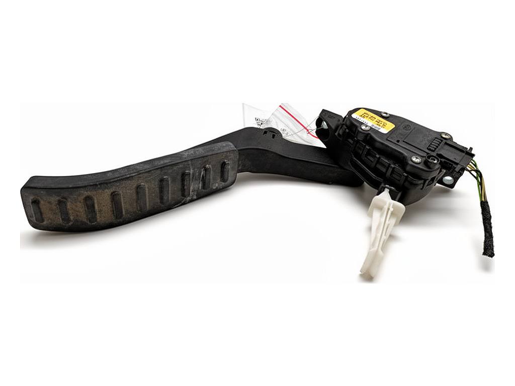 Педаль газу потенціометр Porsche Cayenne 7L0723507D