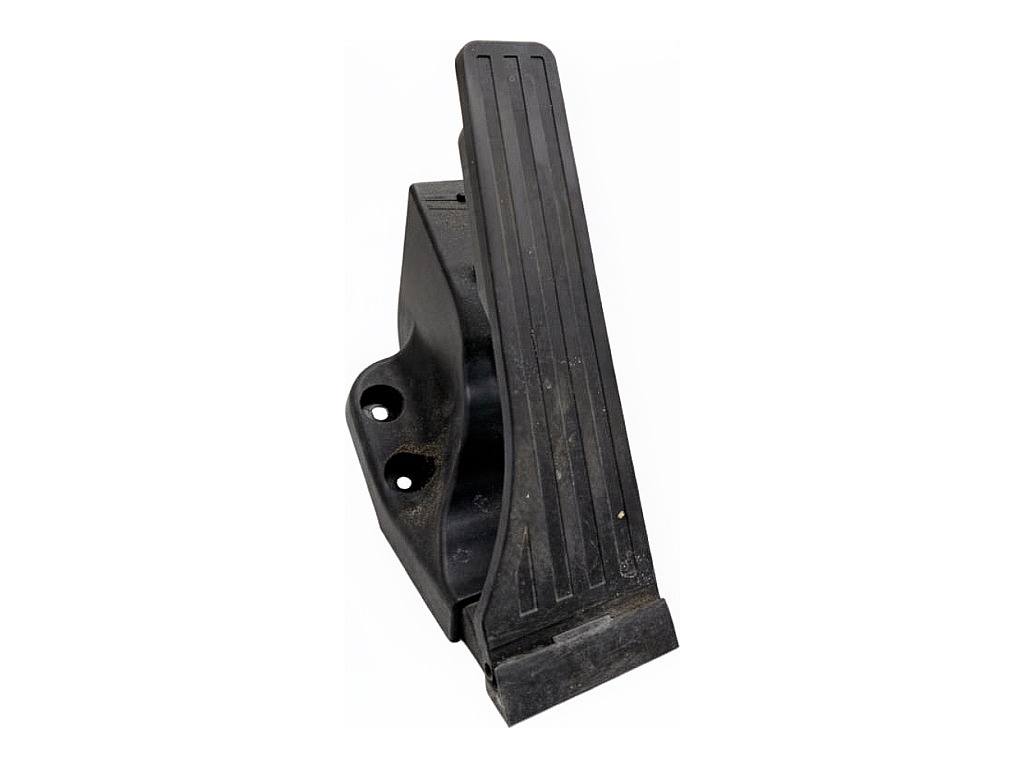 Педаль газа потенциометр Mercedes C W205 A2053000004