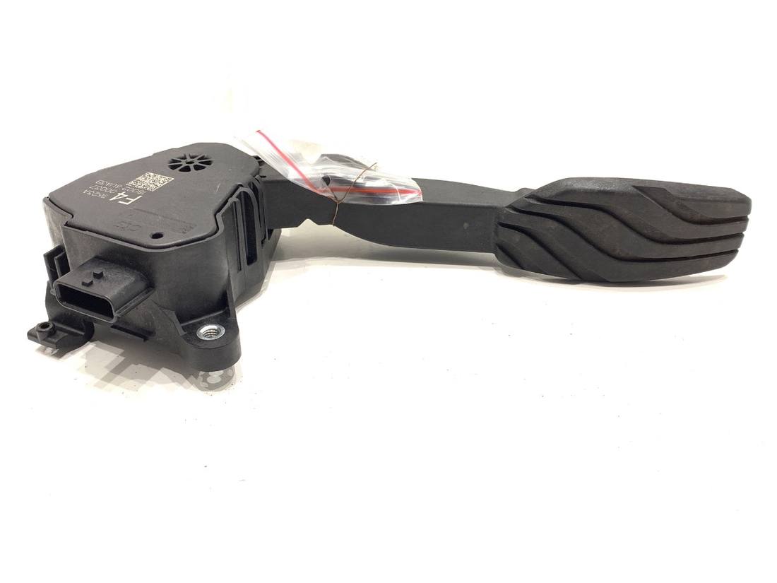 Педаль газу потенціометр Nissan Qashqai 180026UA3B