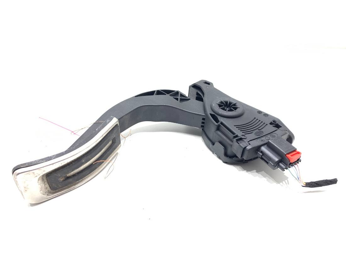 Педаль газа потенциометр Audi A8 D4 4H1723523