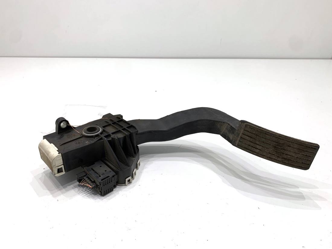 Педаль газу потенціометр Opel Movano 013841620800