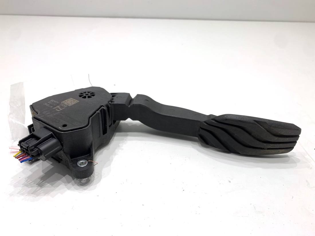 Педаль газу потенціометр Nissan Qashqai 180026UA3B