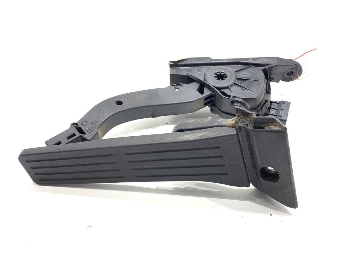 Педаль газа потенциометр Kia Ceed 32700-3XXX