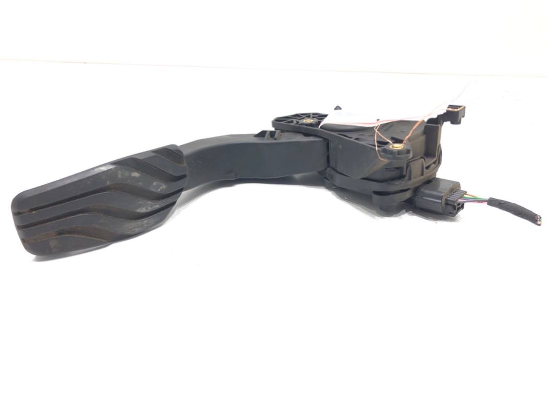 Педаль газа потенциометр Renault Arkana 180108467R
