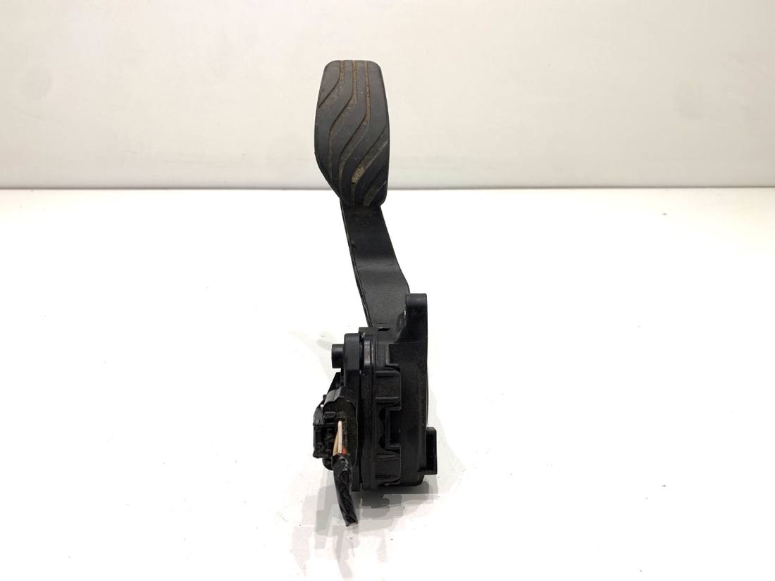 Педаль газу потенціометр Nissan Qashqai 180024BA0B