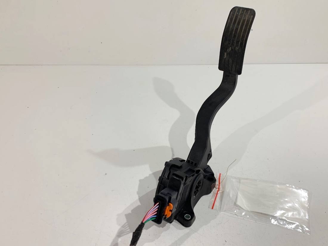 Педаль газу потенціометр Citroen C4 9671433780