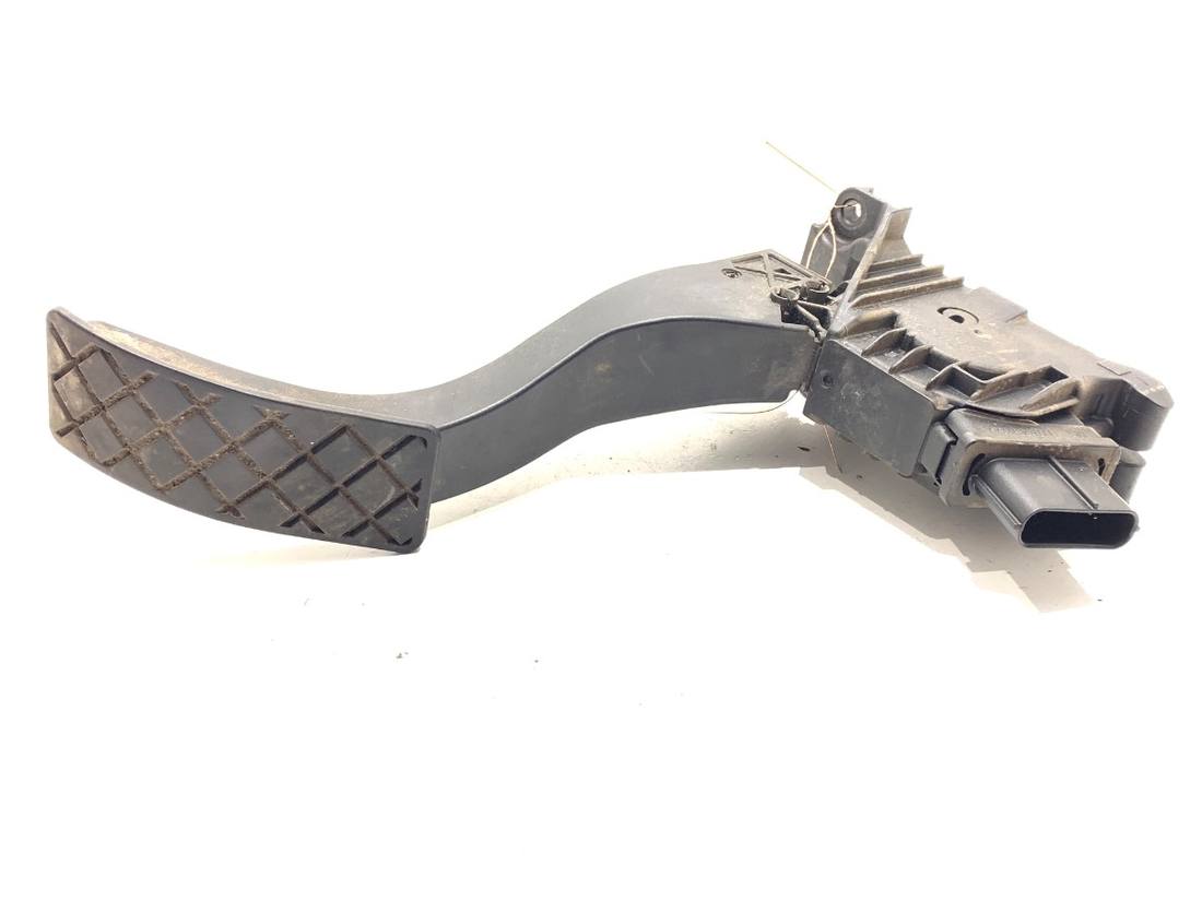 Педаль газу потенціометр Volkswagen Passat B8 5Q1723503H