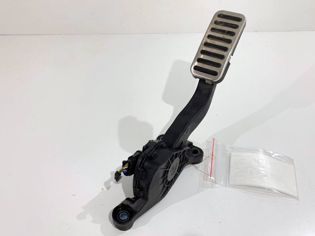 Педаль газу потенціометр Kia Niro 35190-2J100