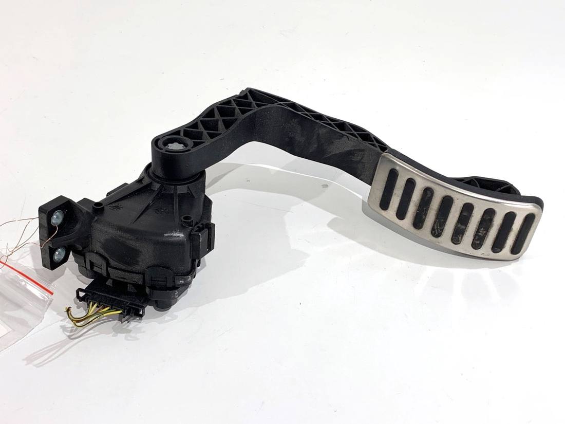Педаль газу потенціометр Volkswagen Phaeton 3D1721503N