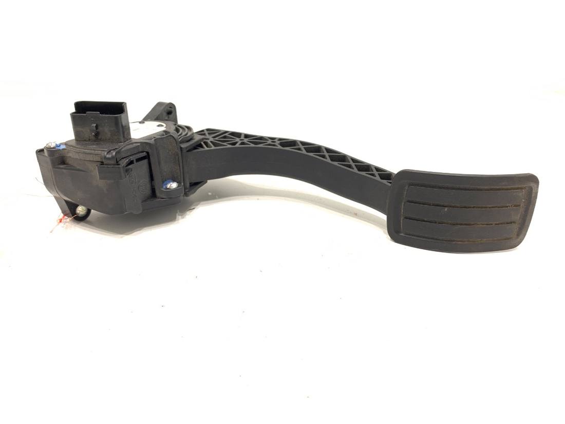 Педаль газа потенциометр Peugeot 3008 9674829780