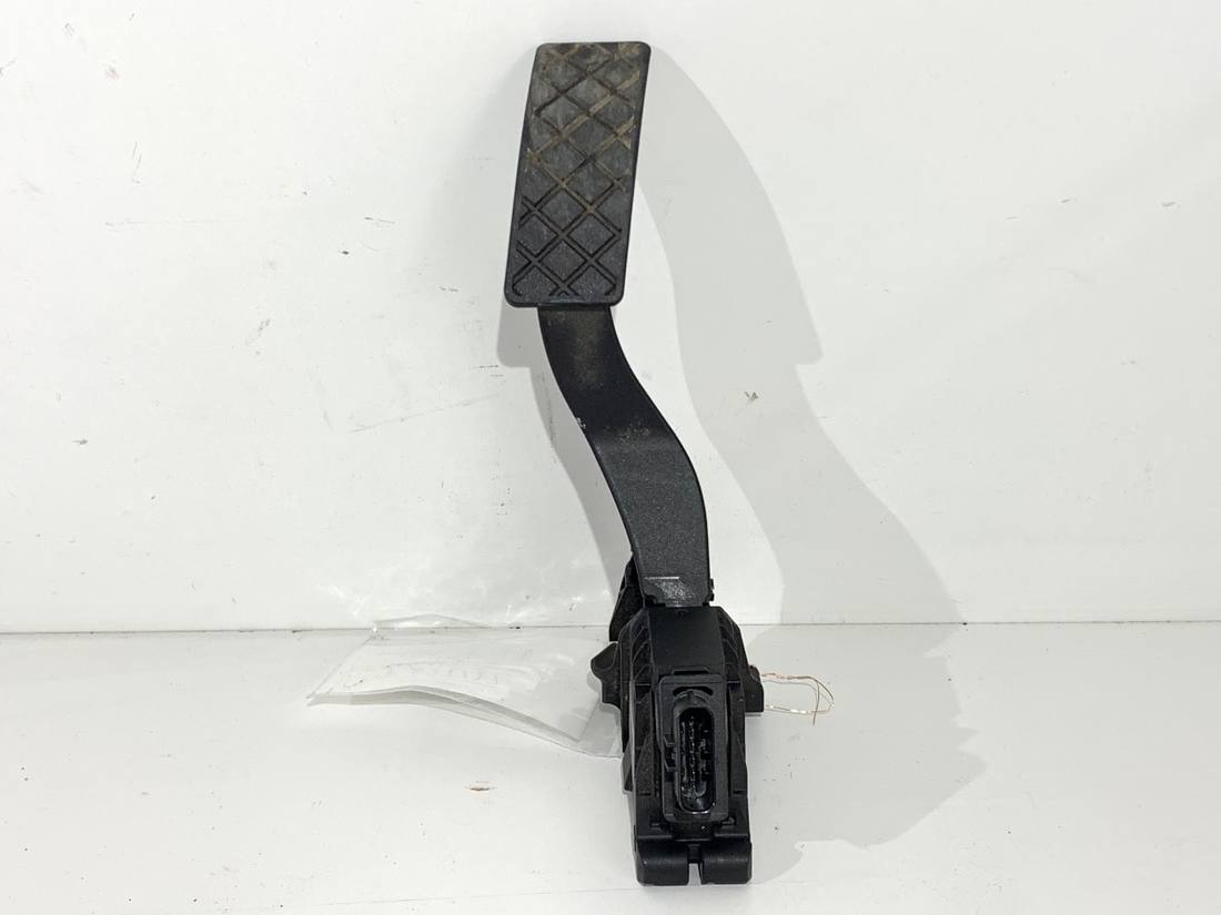 Педаль газу потенціометр Audi A3 8V 5Q1723503H