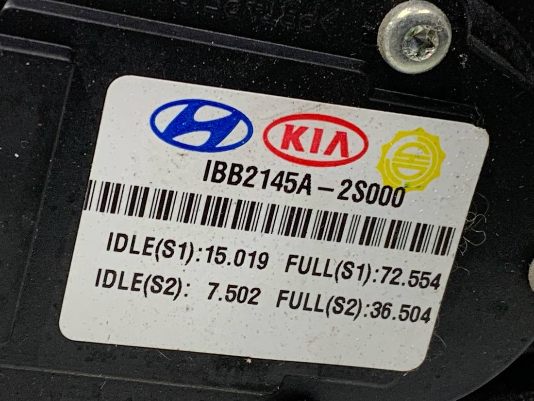Педаль газу потенціометр Hyundai Ix35 2145A-2S000 — фото деталі 4