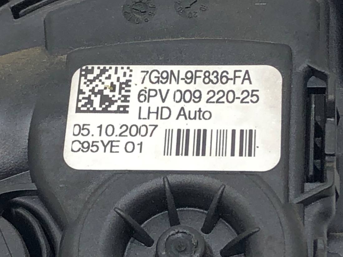 Педаль газу потенціометр Land Rover Freelander 7G9N-9F836-FA — фото деталі 4