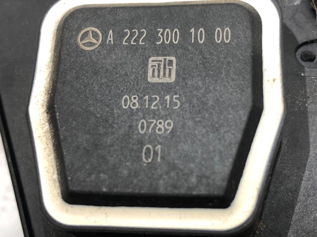 Педаль газа потенциометр Mercedes E W212 A2223001000 — фото детали 5