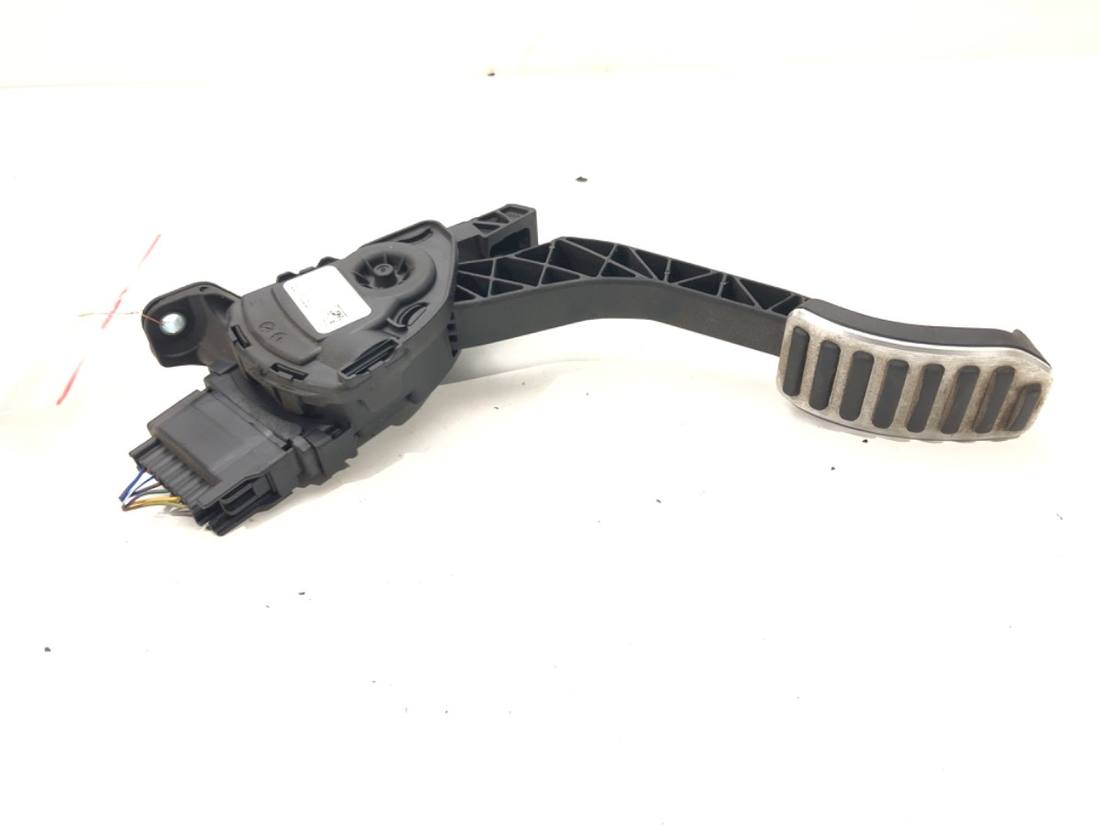 Педаль газа потенциометр Volvo S60 31329373
