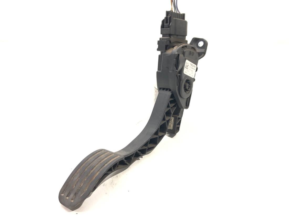 Педаль газу потенціометр Volvo V70 31329058