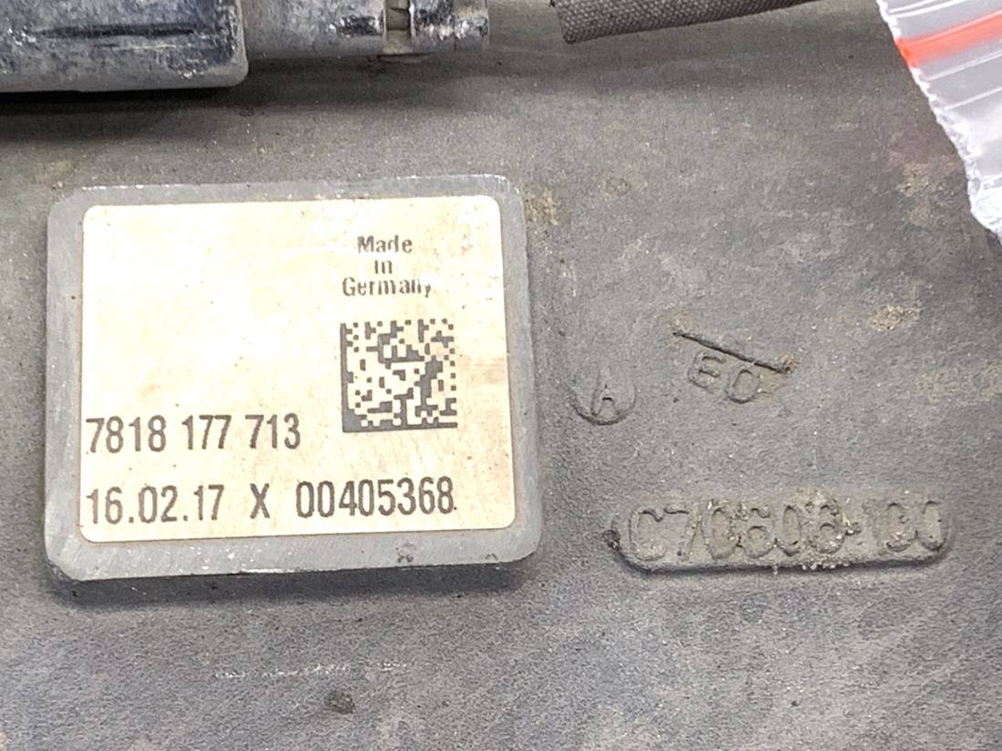 Рульова рейка Volvo V60 31658460 — фото деталі 9