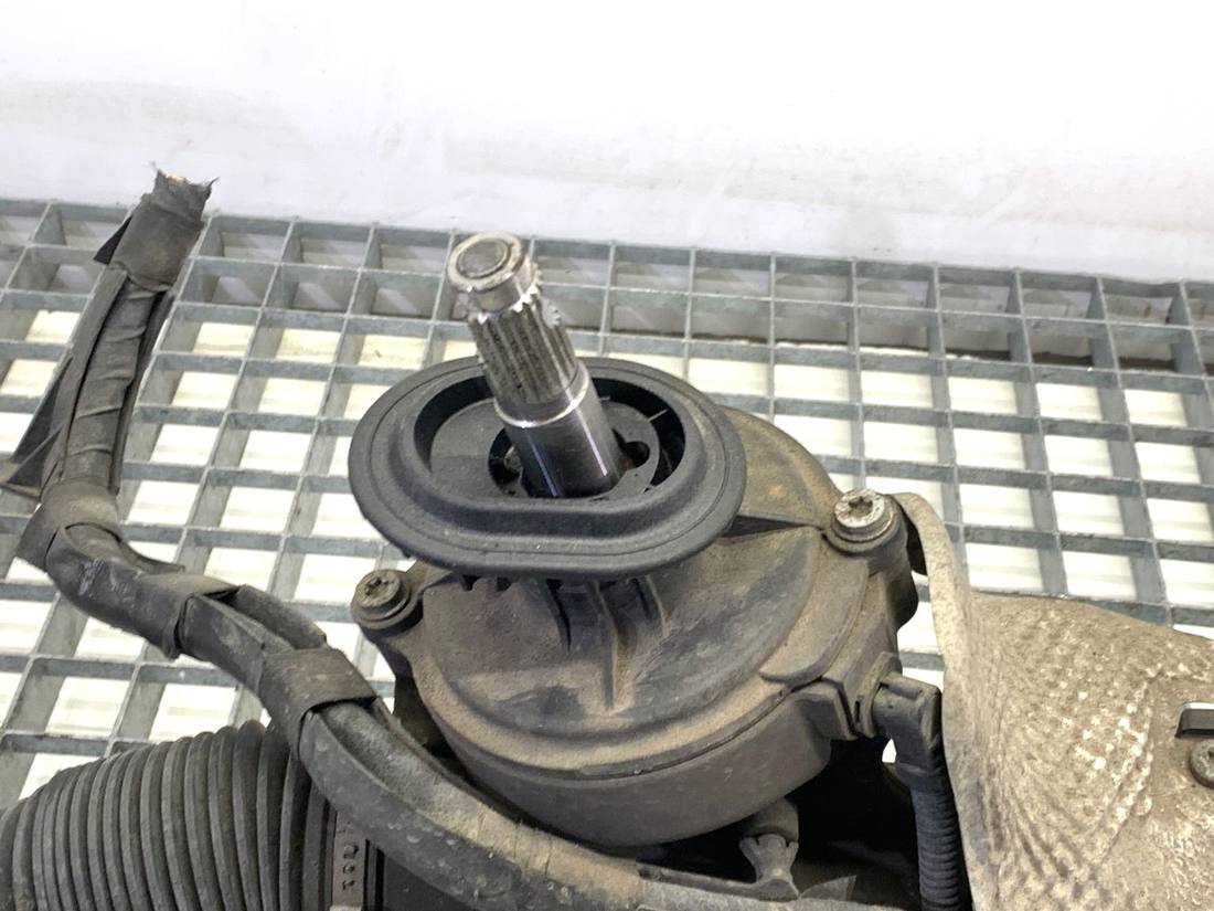 Рулевая рейка Volkswagen Passat CC 5N1423981D — фото детали 4