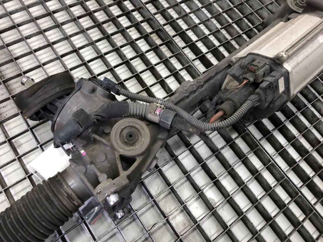 Рульова рейка Volkswagen Passat B7 5G1423051M — фото деталі 6