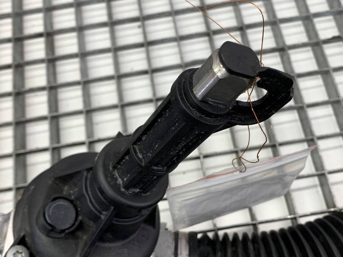 Рульова рейка Mercedes GLE V167 1675840400 — фото деталі 7