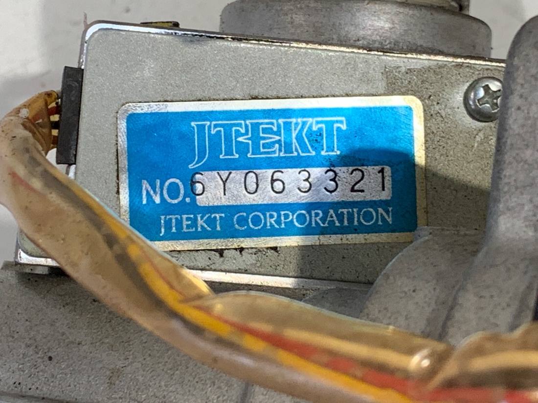 Насос ГУР / Рульова колонка Toyota Yaris 3 160800-0401 — фото деталі 4
