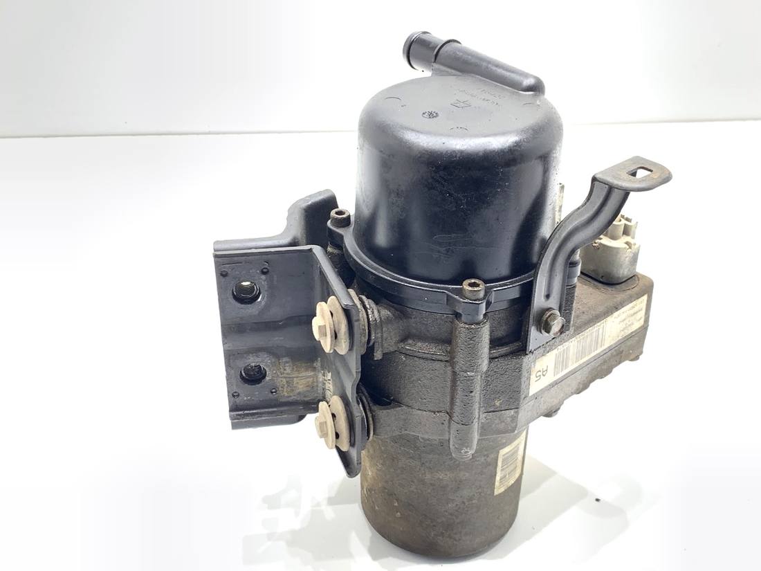 Насос ГУР / Рульова колонка Jeep Grand Cherokee P05154449AD