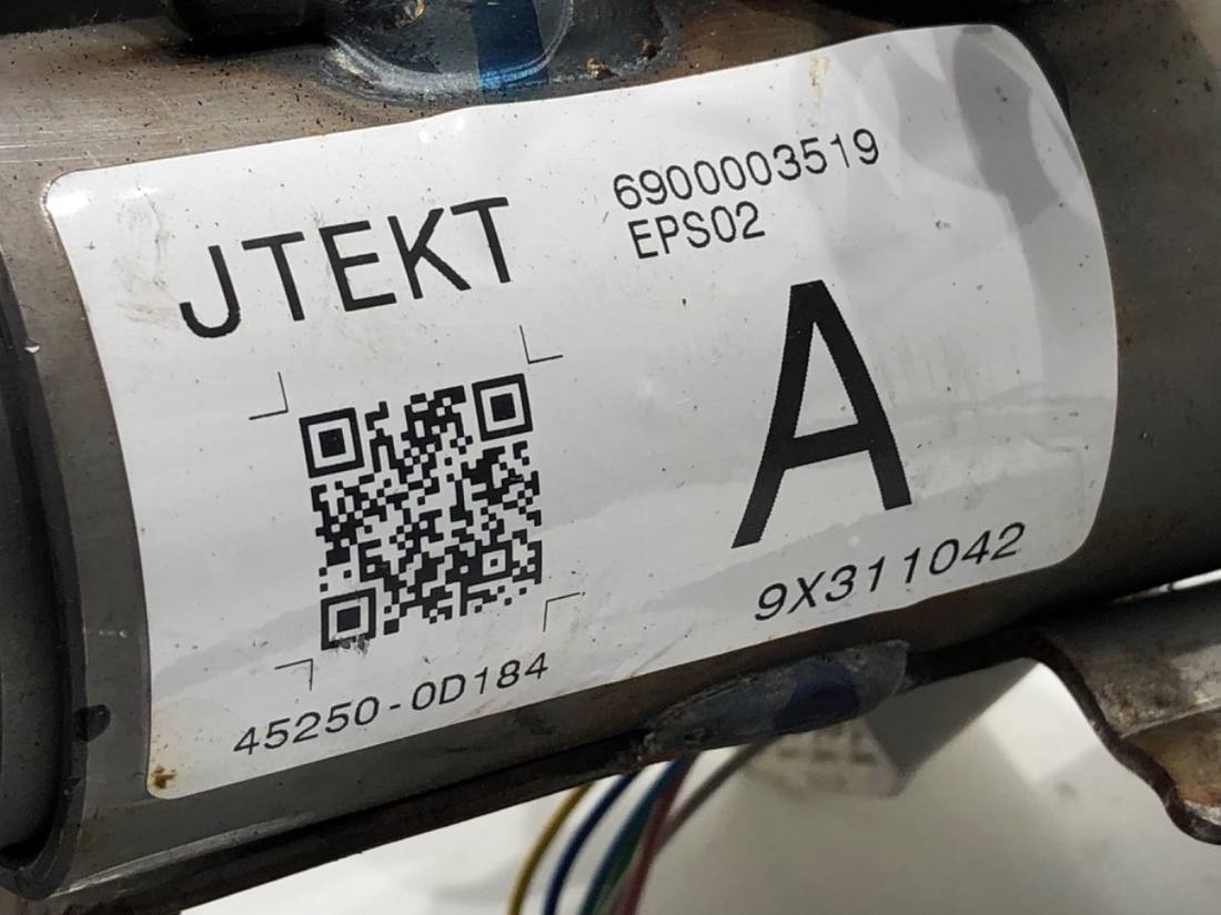 Насос ГУР / Рульова колонка Toyota Yaris 4 — фото деталі 6